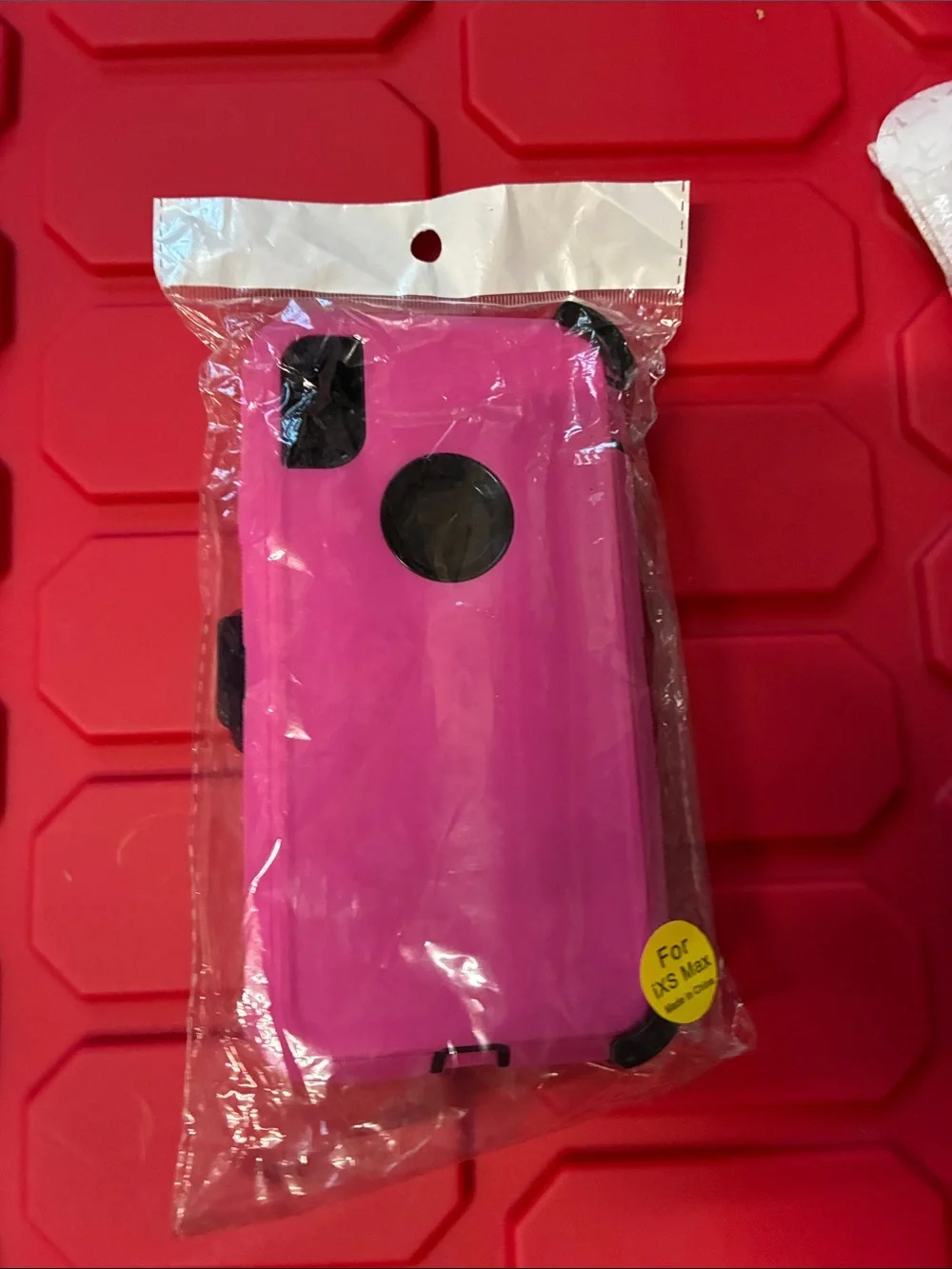 Source Unknown Bright Pink Dual-Layer iPhone iXS Case